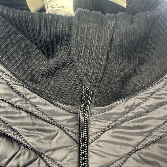 Athleta Flurry Force Black Primaloft Insulated Women’s Jacket Size L Zip Pockets - Picture 3 of 8